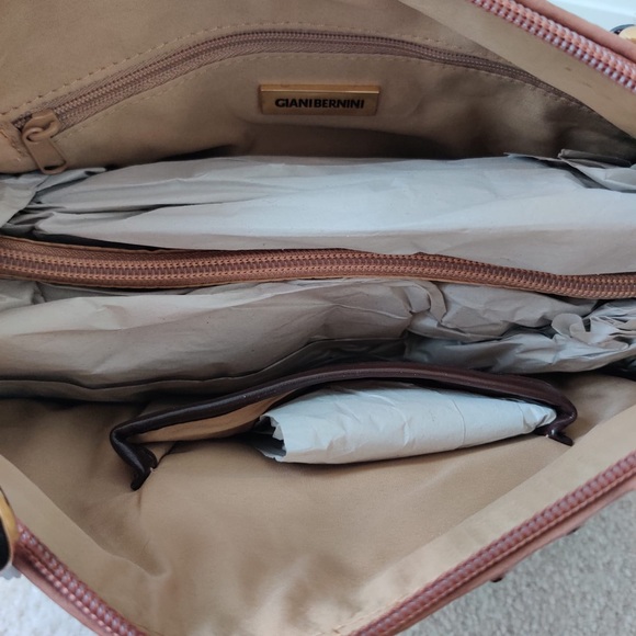 GIANI BERNINI Ostrich-Embossed Dome Satchel handbag - Picture 7 of 9